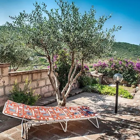 Porto Alabe Sardegna.... A Due Passi Dal Mare Apartamento Tresnuraghes